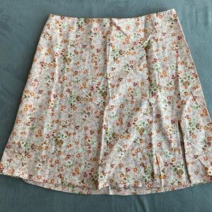 NWOT never worn Princess Polly floral skirt